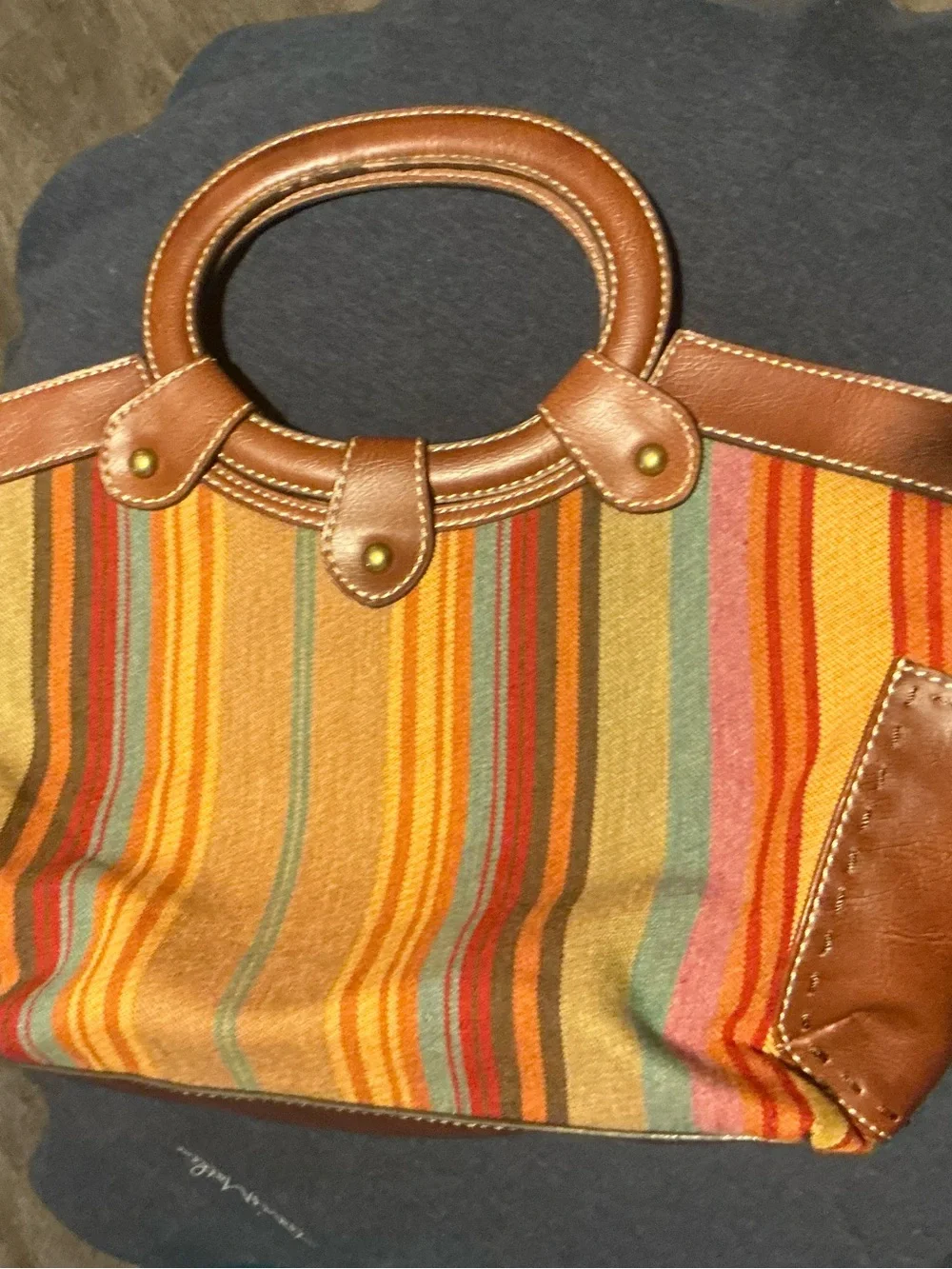 Vintage fossil structured striped
